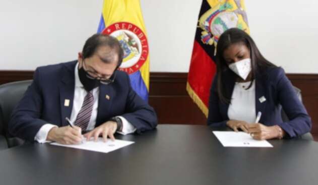 Fiscales de Colombia y Ecuador Uriel ELN