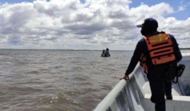 Armada busca a víctimas de accidente de dos lanchas en Tumaco