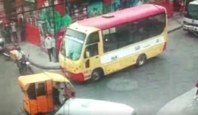 Pelea de conductores en Bogotá Pelea de conductores en Bogotá