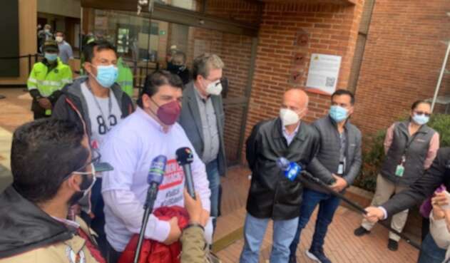 Comité del Paro Nacional En la primera reunión de la mesa de negociaciones.