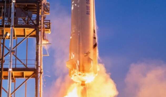 Cohete New Shepard, de Blue Origin, llevará humanos al espacio.