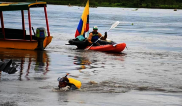 Fraylejon durante su recorrido por el río Magdalena