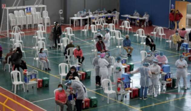 Vacunación contra covid-19 en Bogotá