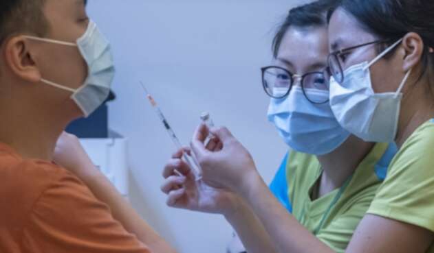 Vacunación contra covid-19 en Hong Kong no ha sido tan exitoso