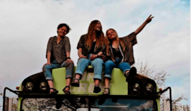 Morgan Tabor, Abi Roberts y Bekah King