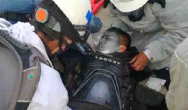 policia herido en manifestaciones.jpg policia herido en manifestaciones.jpg