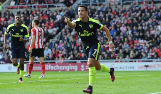ALEXISSANCHEZARSENALSUNDEROFICIAL1.jpg
