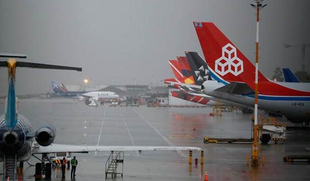AeropuertoElDoradoColprensalafm.jpg