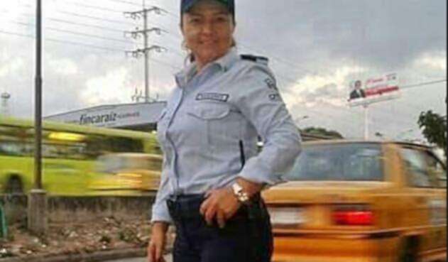 Agentedetránsitocomparendosfloridablanca1.jpg