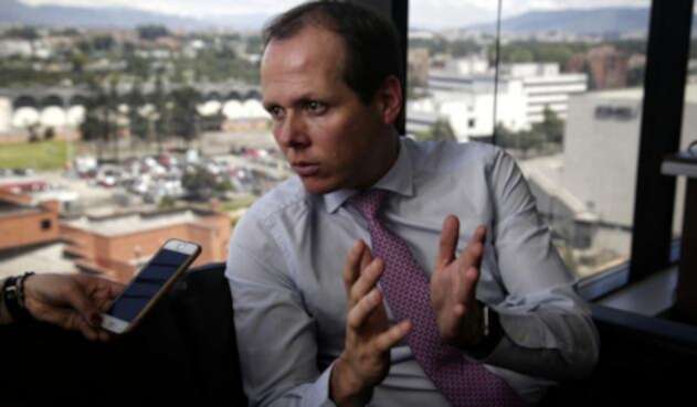 AlejandroMayaDirAgenciadeSeguridadVialCOLPRENSA.jpg