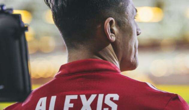 AlexisSanchezUnitedRefOficial.jpg