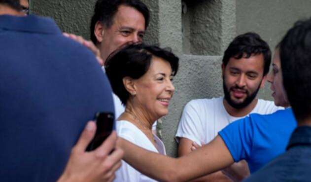 AntonietaMendozaafp1.jpg
