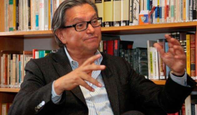 ArmandoNovoacolprensalafm.jpg