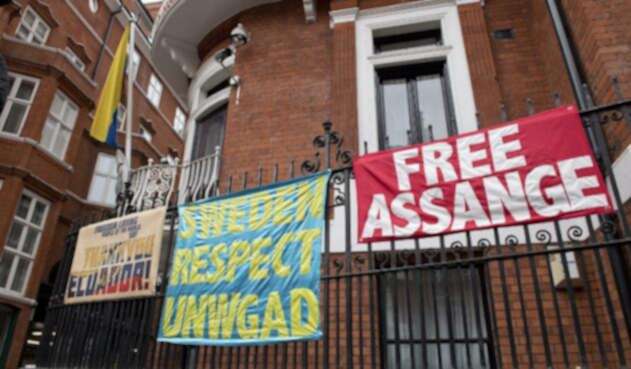 Assange-LAFm-AFP.jpg