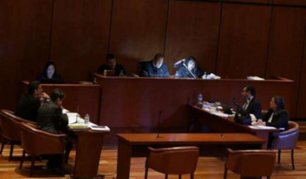 Audiencia-paro-Avianca-Colprensa.jpg