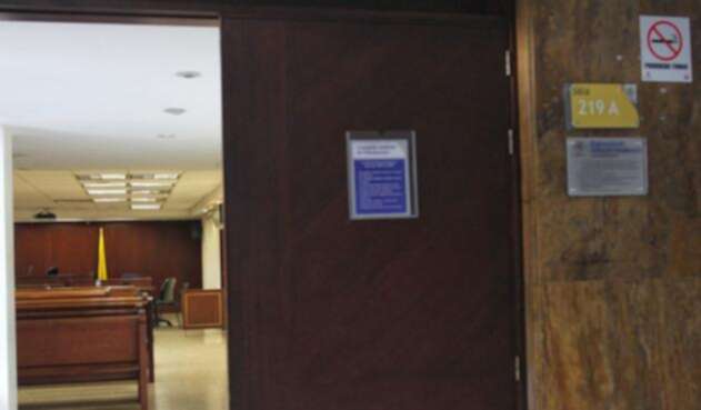 Ausencia-de-Leonardo-Luis-Pinilla-a-audiencia-de-imputación-de-cargos-LA-FM-Colprensa.jpg