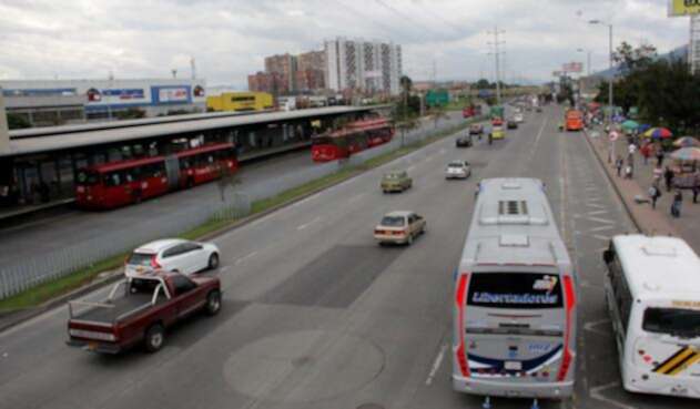 Autopista-Norte-Colprensa-José-Herchel-Ruis.jpg