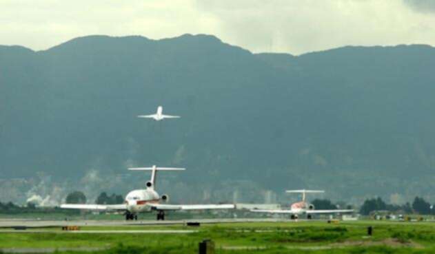 Aviones-Colprensa.jpg