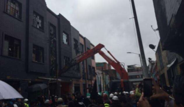 BRONXDEMOLICIONLAFM1.jpg