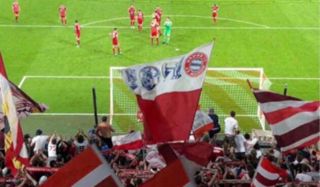 BayernMunichHinchasFotoOficial.jpg