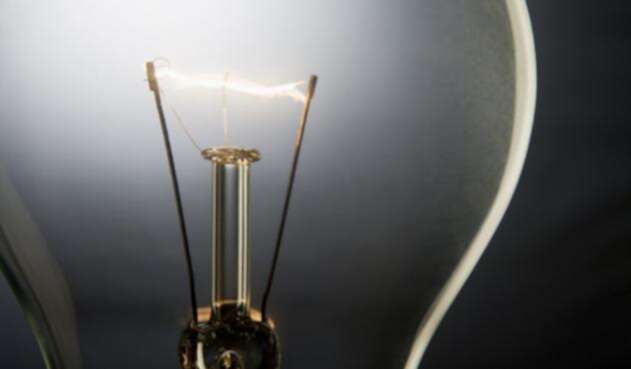 Cortes de luz BombillaLuzEnergiaRefINGIMAGE.jpg