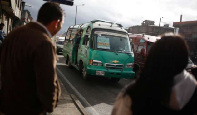 Buses-Bogotá-Colprensa-Juan-Páez.jpg