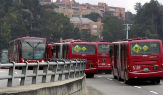 Buses-Transmilenio-Colprensa.jpg