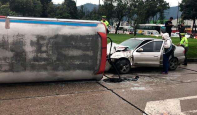 Buseta-volcada.jpg