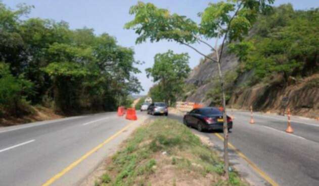 CIERREVIABOGOTÁGIRARDOT.jpg