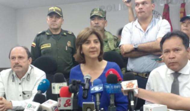 Canciller-Holguín-LA-FM.jpg