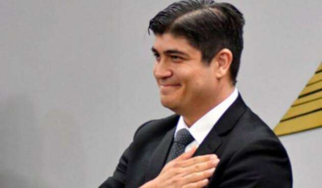Carlos-Alvarado.jpg