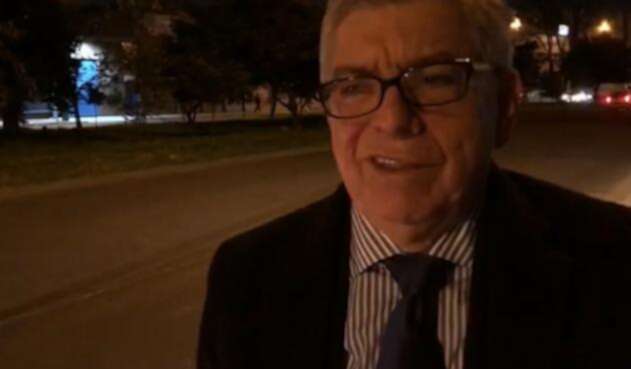 Cesar-Gaviria-LA-FM-Video.jpg