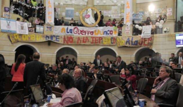 Congreso-LA-FM-Colprensa2.jpg