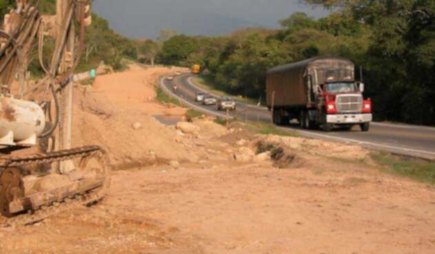 Construcción-vías-Colprensa.jpg