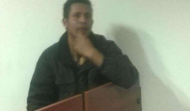 Cristian-Santiago-Sandoval-LA-FM.jpg