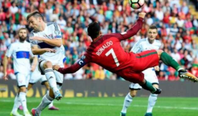 CristianoRonaldoChilenaAFP1.jpg