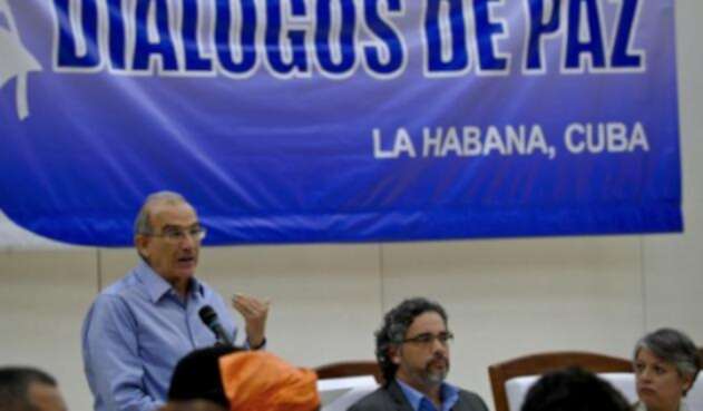 DIALOGOSDEPAZDELACALLEAFPLAFM1.jpg