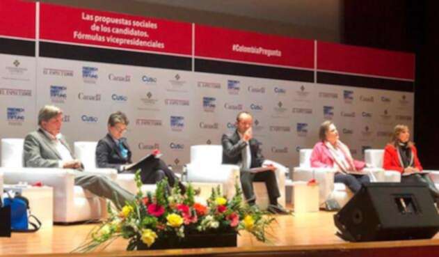 Debate-vicepresidencial-@ClaraLopezObre.jpg