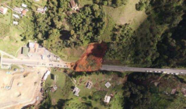 DerrumbeSantaFedeAntioquiaSuministradaFM-e1514977897443.jpg