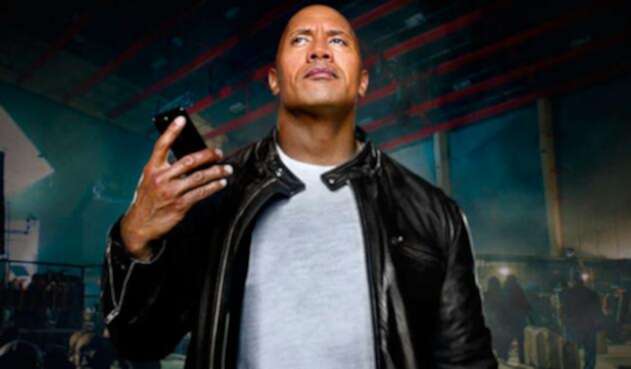 Dwayne-Johnson-y-Siri-Youtube.jpg