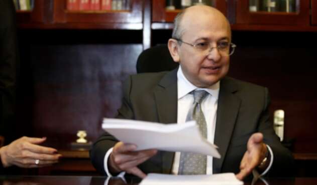 Exfiscal Eduardo Montealegre. Exfiscal Eduardo Montealegre.