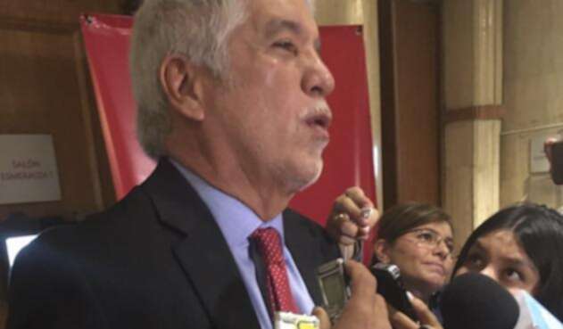 Enrique-Peñalosa-lafm.jpg