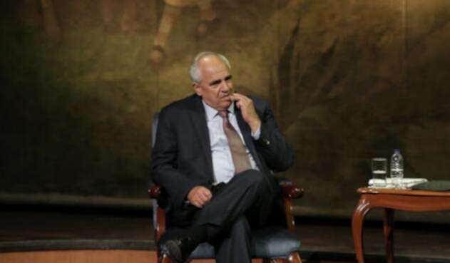 ErnestoSamperFotoRefCOLPRENSA.jpg