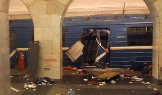 Explosion-metro-San-Petersburgo-FotoAFP_MEDIMA20170403_0126_31.jpg