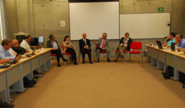 FOTO-RECTOR-U-NACIONAL.jpg
