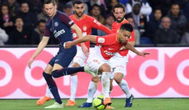 Falcao-con-el-Monaco-AFP.jpg
