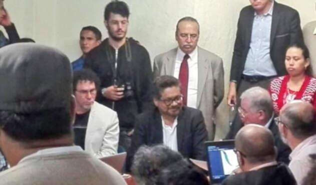 Farc-Congreso-LAFm2.jpg