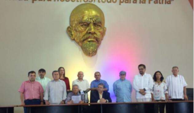 Farc-ELN-LA-FM-@ELN_Paz.jpg