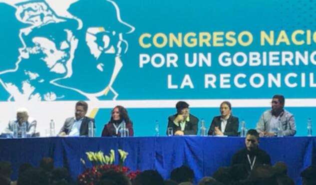 Farc-LA-FM.jpg