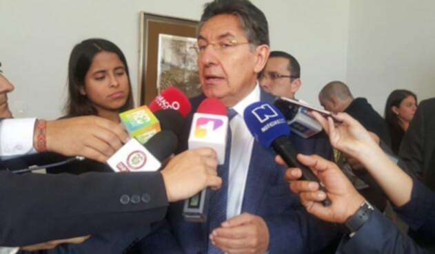 FiscalMartinezFotoOficialFiscalia1.jpg